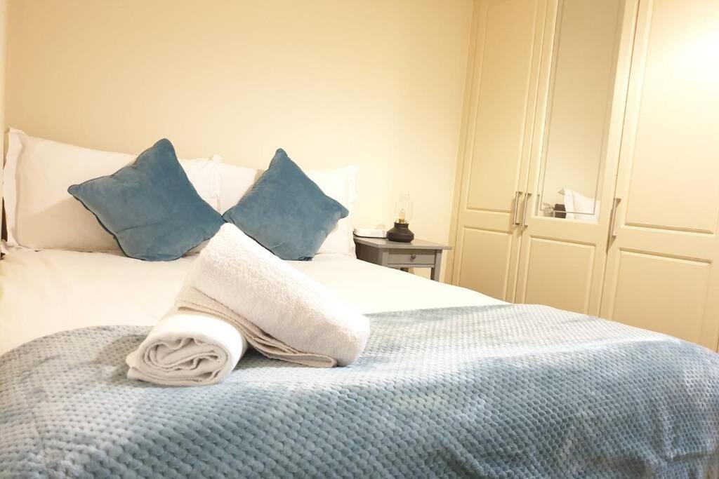 Large 3 Bed, Galway City Centre Apartment Luaran gambar