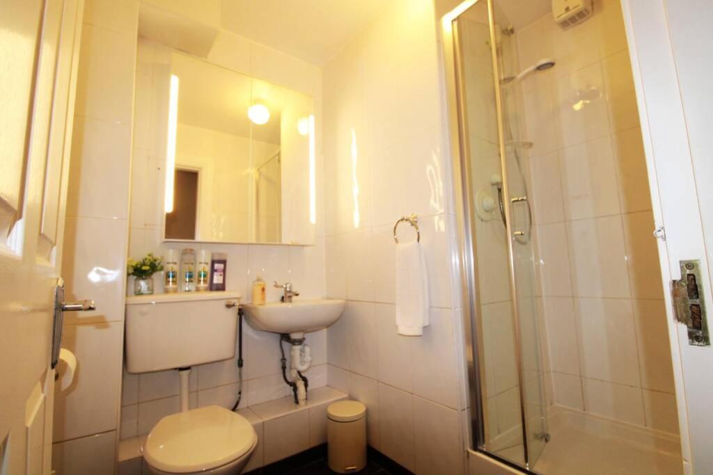 Large 3 Bed, Galway City Centre Apartment Luaran gambar