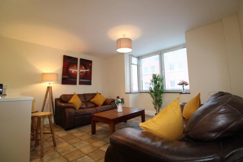 Large 3 Bed, Galway City Centre Apartment Luaran gambar